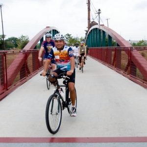bike bridge san antonio texas